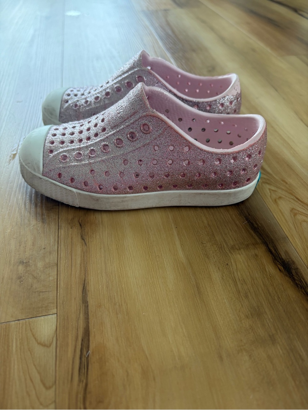 Native kids Jefferson water friendly slip on sneaker